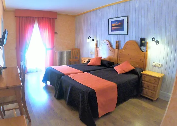 Hotel Sorrosal Broto