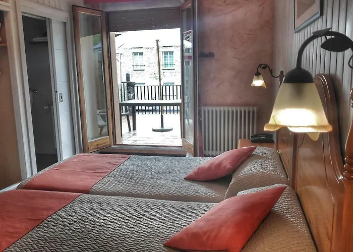 Hotel Sorrosal Broto